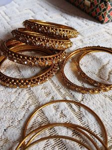 Golden Bangle Set