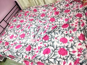 Floral Print Bedsheet