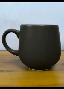 Combo Of 3 Mugs + 2 Deep Plates + Two Bronze Plat