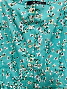 Calton London Beautiful floral peplum top