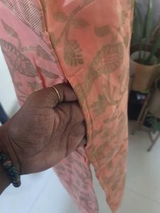 Diwali Peach Printed Kurta With Pocket and Zip