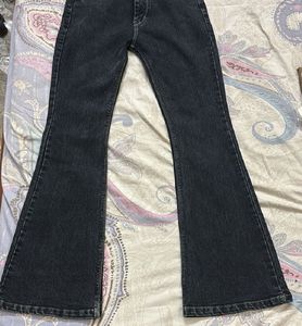 ⭕️B3G1⭕️ + 30 % Off On Combo Bootcut Retro Jeans