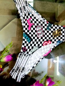 Beautiful Black And White Chck Bottom Wear