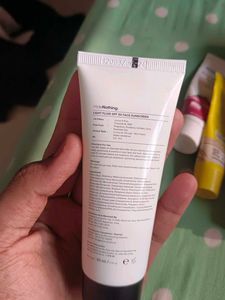 Minimalist Light Fluid Spf 50 Sunscreen