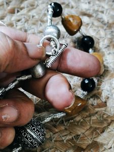 Vintage Tiger Eye And Black Onyx Necklace