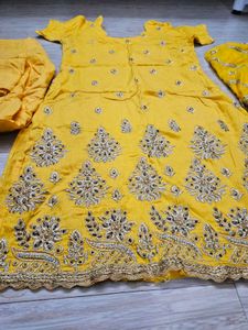 Yellow Embroidered Salwar Kameez