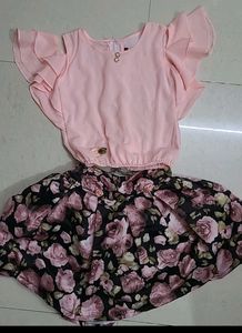 Beautiful skirt top for pretty doll