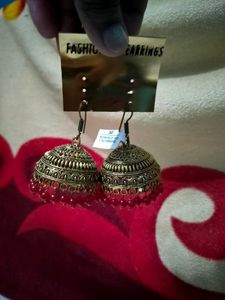 Earings