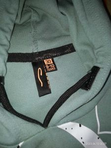 Sage Green Graphic Print Hoodie 8-10 Yrs