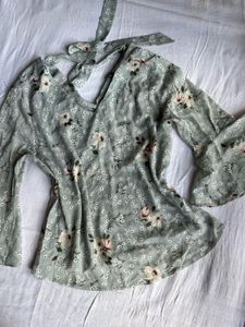 Floral Light Top