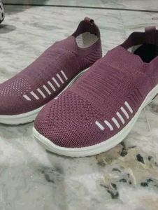 Mauve Slip-on Sneakers