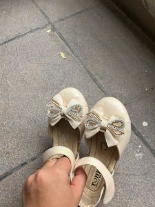 Tohfa Kids Ivory Ballet Flats