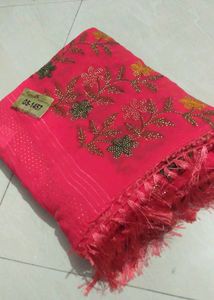 Brand New Saree With Blouse 🎉💓.                        Only Cash✅No Coins And Swap❌.  Its Completely New Packed With Tag  Last Picture Added Is A Reference Picture How Saree Look Will Come