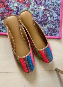 Women’s Multicolor Ethnic Handmade Mojaris