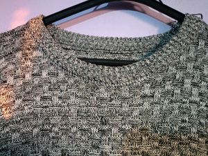 R Letter Grey Sweater💗