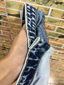 wideleg denim.