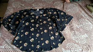 Floral Print V-Neck Top