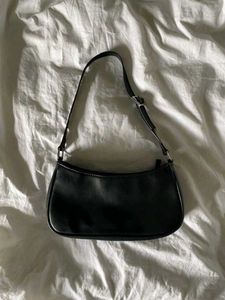 women black trendy sling bag