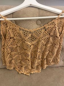 Sleeveless Knit Pullover