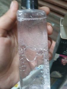 Huda Beauty Eye Makeup Remover