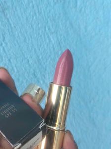 Oriflame GG Iconic Lipstick SPF 15 Plum Mouve