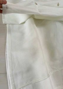 Elegant Embroidered Kurta Set 😍