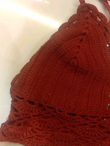 RED CROCHET TOP