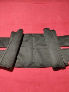 Black Zip Up Compression Waist Trainer Size M
