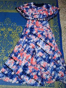 Fancy Sleevless Poncho