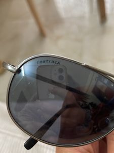 Shades Fastrack With Box
