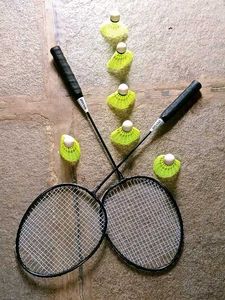 Badminton Racket Set with Shuttlecocks