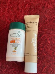 Body lotion Cleanser Moisturizer Sunscreen