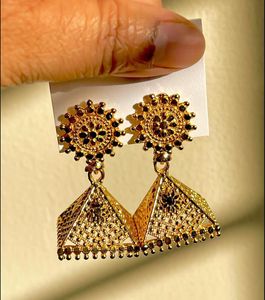 Golden Jhumka