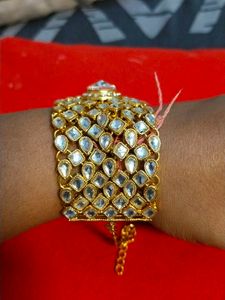 Beutiful Kundan Bracelet