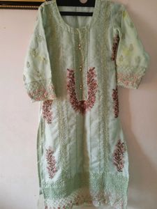 3Pc Beautiful Pakistani Kurta Set