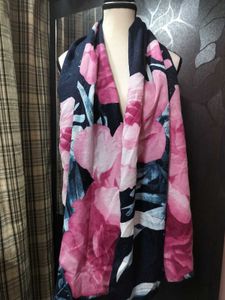 Scarves Bundle - Stylish Variety 🩷 💙 💜