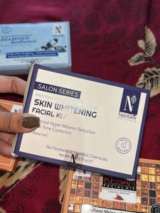 NeutriGlow Facial Kits