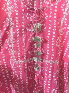 Beautiful Pink Colour Kurti With Sharara