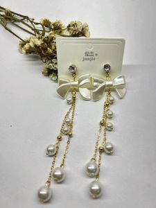 Bow & Pearl Danglers