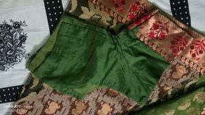 Elegant Two-Tone Sage Green Saree