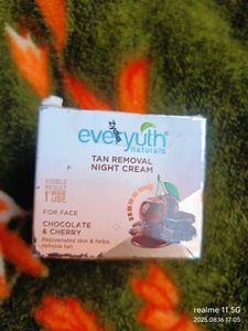 Tan Removal Night Cream Everyuth Naturals Crea