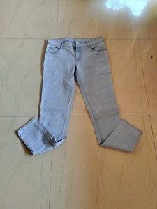Photo Mein Aap Khud Hi De Sakte Hain Ki Jeans 👖