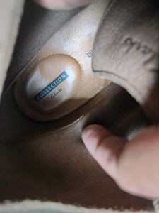 Clarks Shoes brown size 10 not used as it&#39;s displa