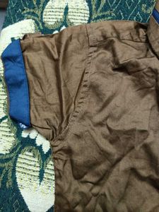 Boy&#39;s Brown Button-Down Shirt