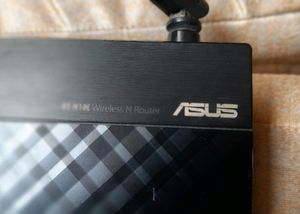 ASUS WiFi Router with Antena