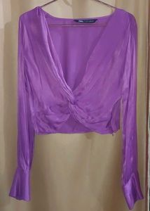SATIN TOP WITH KNOT