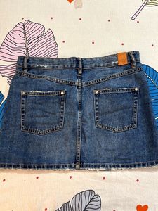 Denim skirt