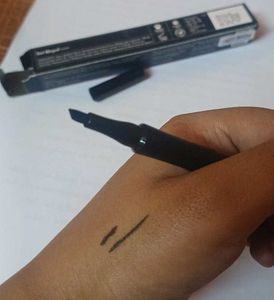 NYKAA Get Winged! Eyeliner