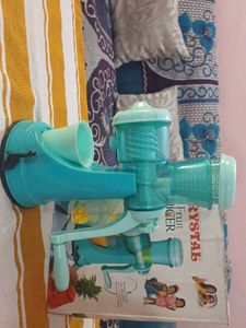 Crystal Fruit Juicer