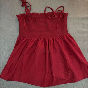 Red Sleeveless Top